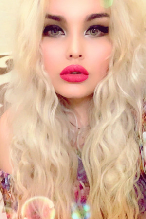 Индивидуалка Илона транссексуалка