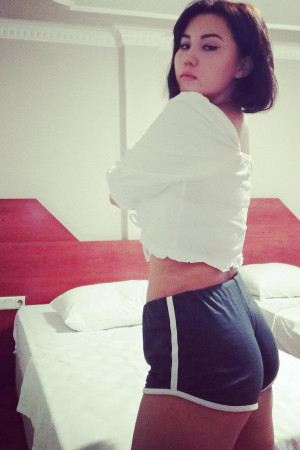 Индивидуалка Nura