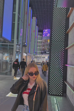 Escort girl Зара